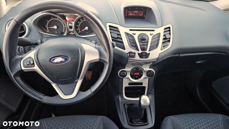 Ford Fiesta 1.25 Titanium - 16