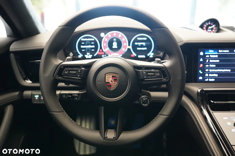 Porsche Panamera GTS - 13