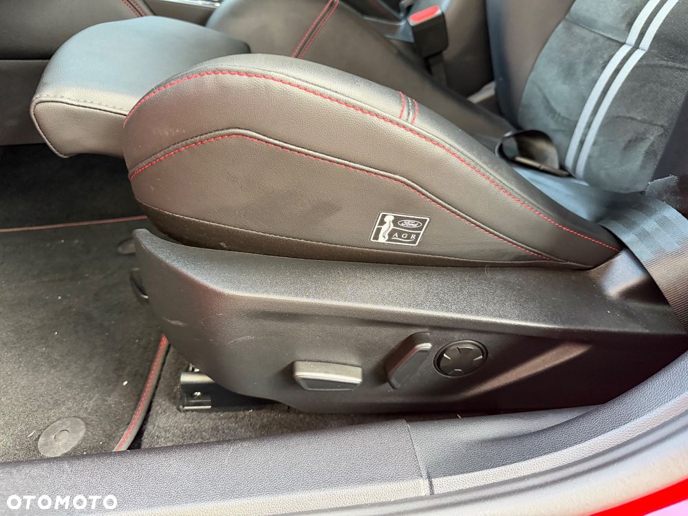 Ford Focus 2.3 EcoBoost S&S ST X - 31