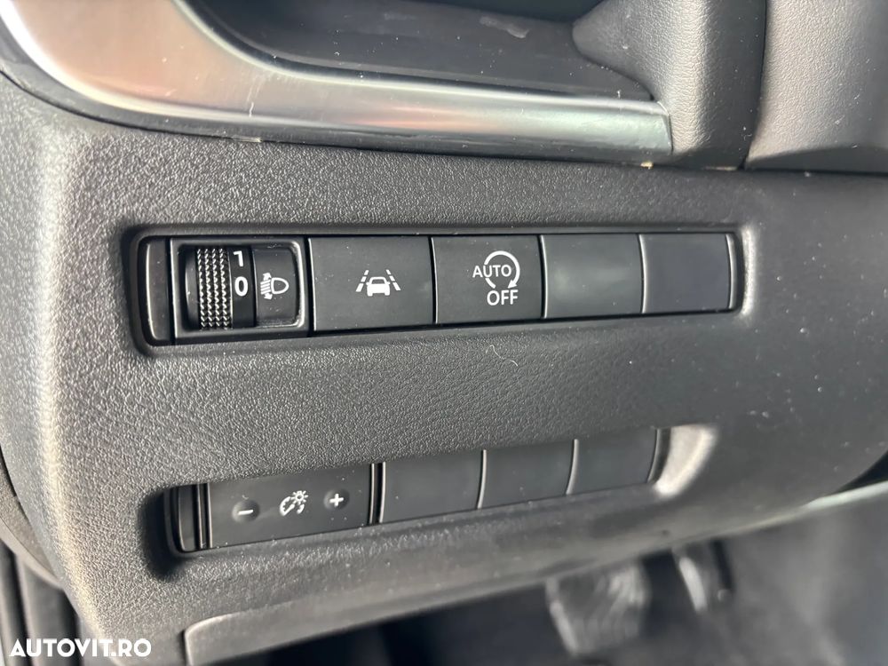 Nissan Qashqai 1.3 DIG-T MHEV Xtronic Acenta - 23