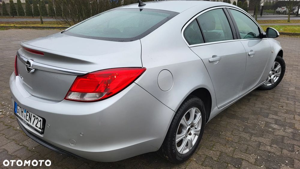 Opel Insignia - 16