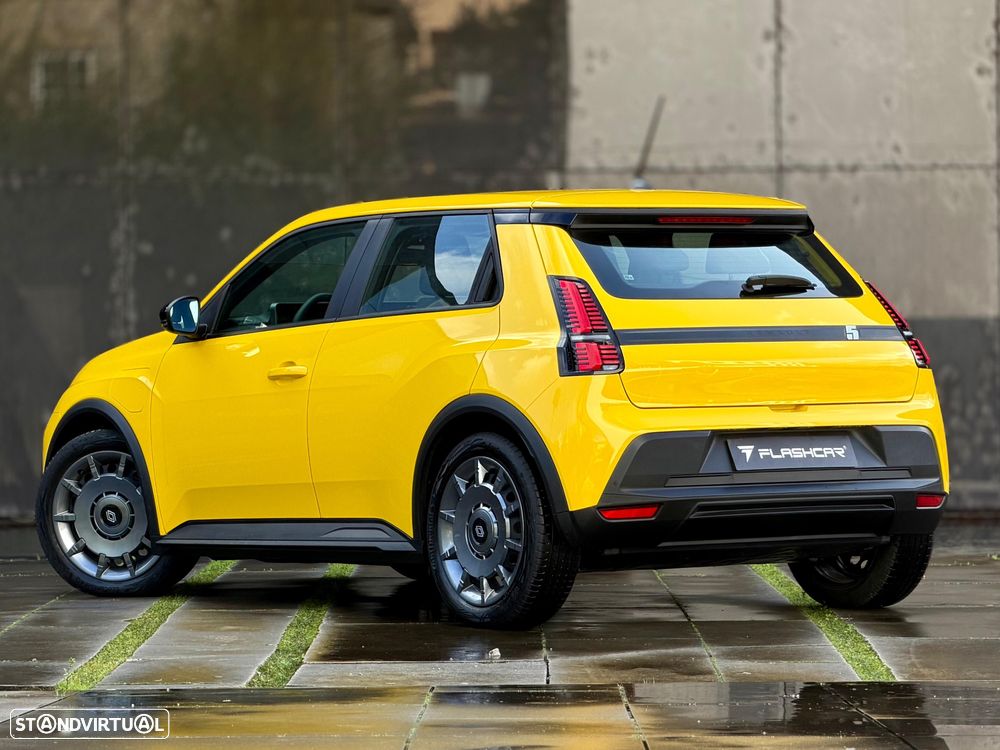 Renault 5 E-Tech 40 kWh Evolution Autonomia Urbana - 41