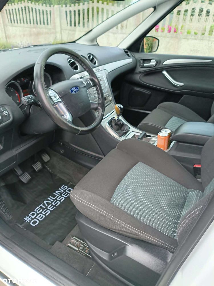 Ford S-Max - 6