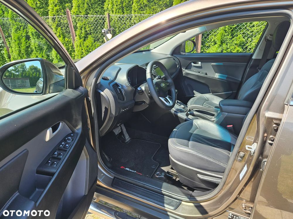 Kia Sportage 2.0 CRDI L AWD - 9