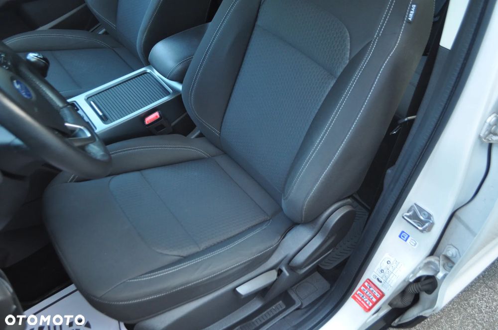Ford Kuga 1.5 EcoBoost 2x4 Titanium - 20