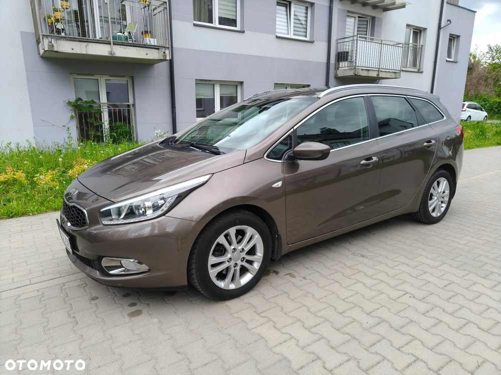 Kia Ceed - 1