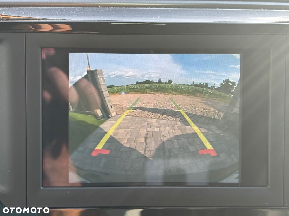 Chrysler Pacifica - 9