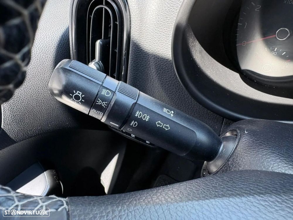 Kia Picanto 1.0 CVVT Urban - 36