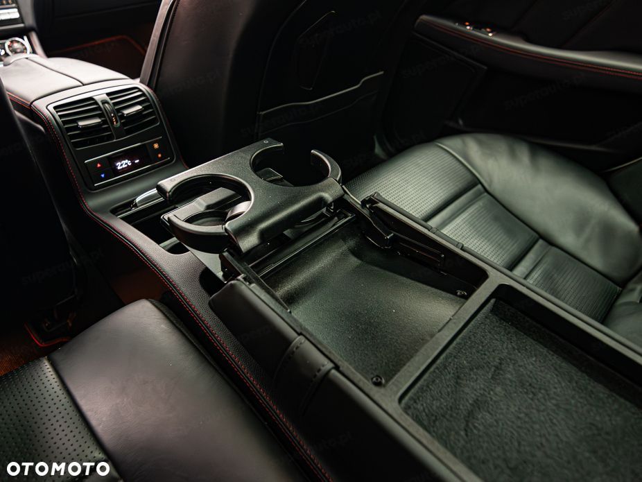 Mercedes-Benz CLS 350 d 4-Matic - 28