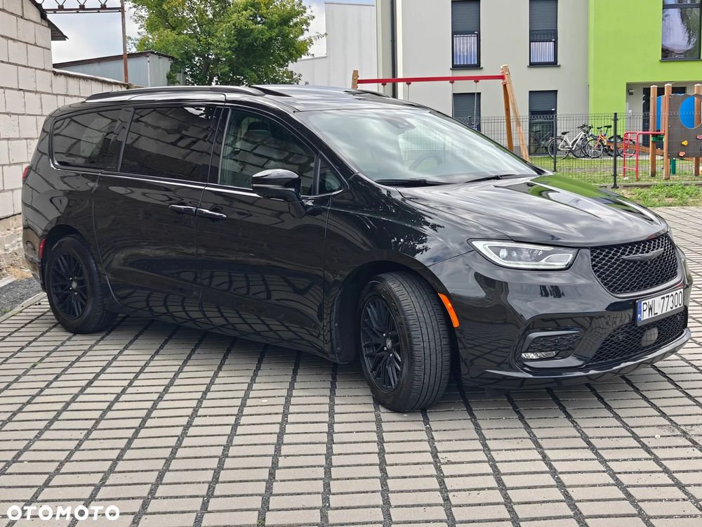 Chrysler Pacifica - 6