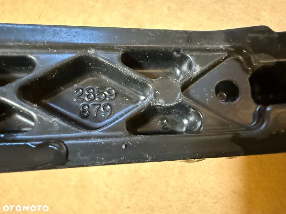 Ramiona wycieraczek Toyota Corolla Cross 2025 2859879  2860879 OE - 3