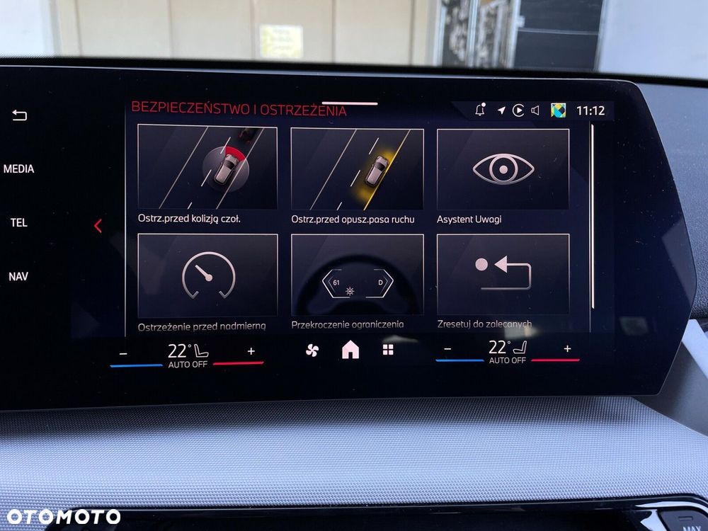 BMW X1 sDrive18i - 19