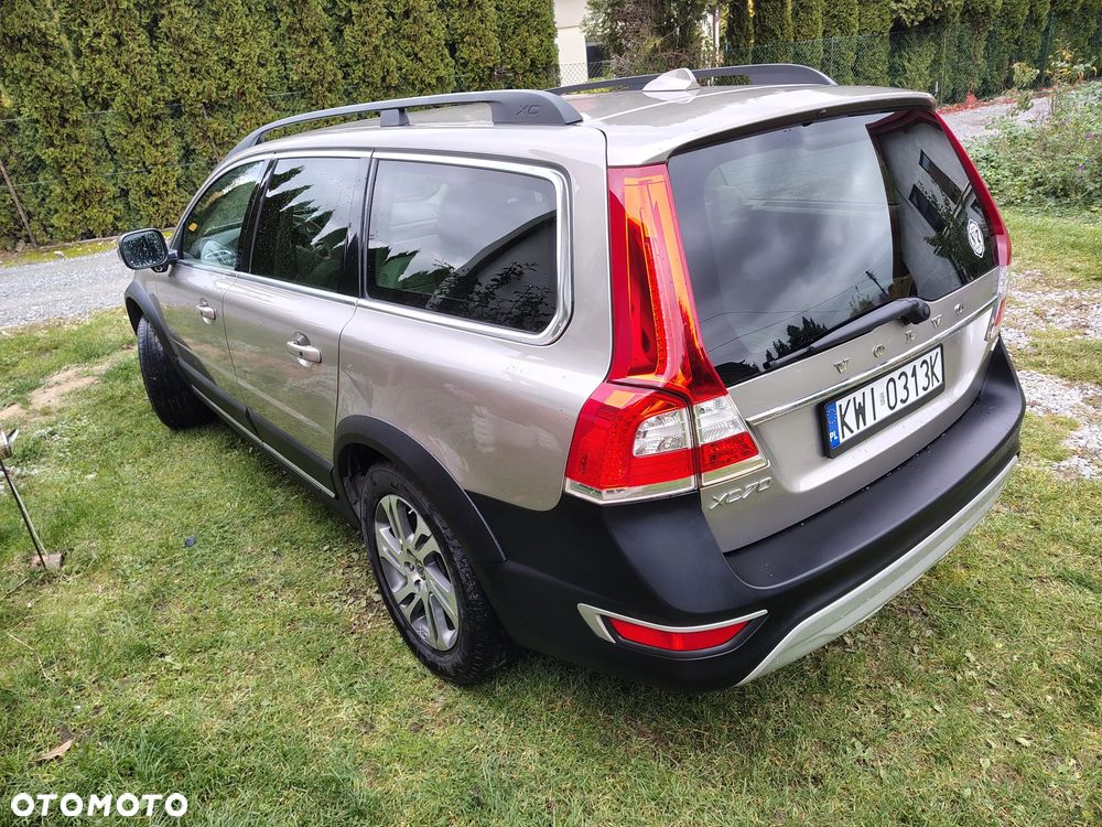 Volvo XC 70 3.2 AWD Momentum - 34