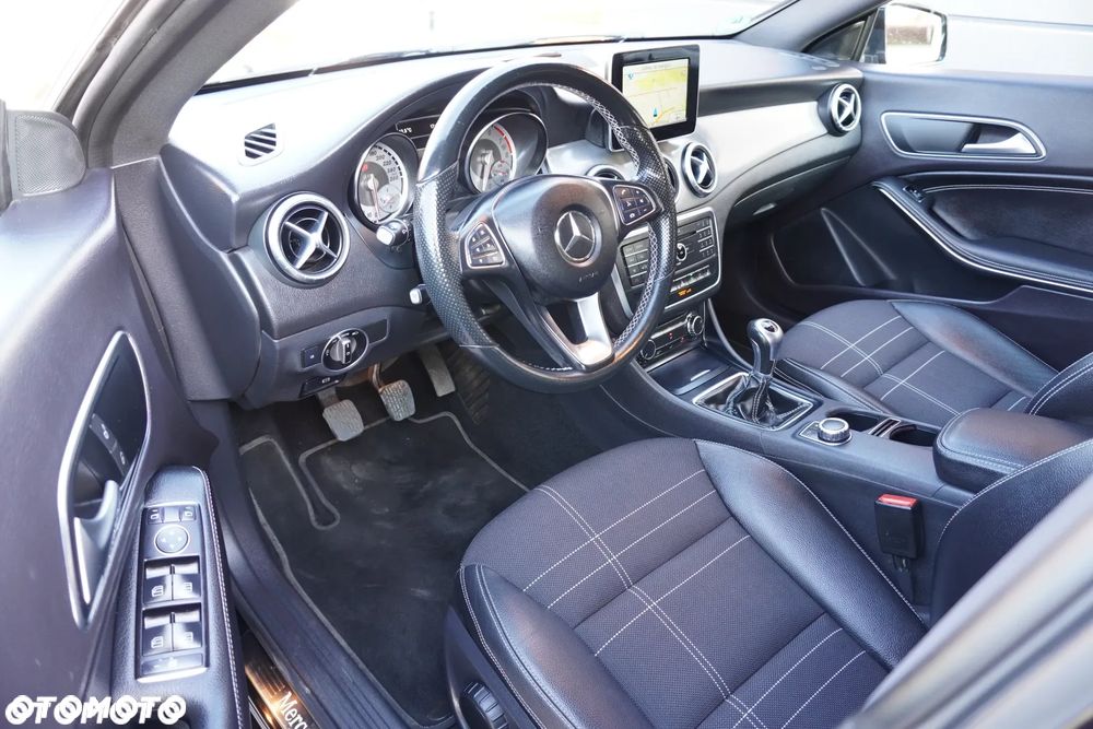Mercedes-Benz CLA 200 Peak Edition - 7