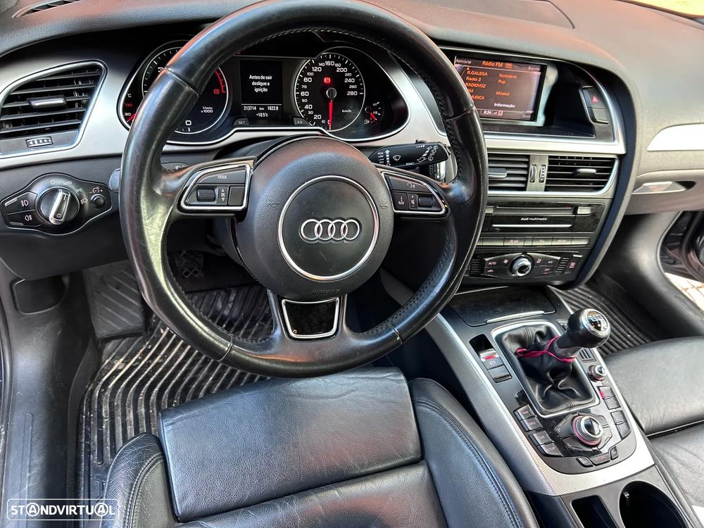 Audi A4 Avant 2.0 TDI Business Line Sport - 3