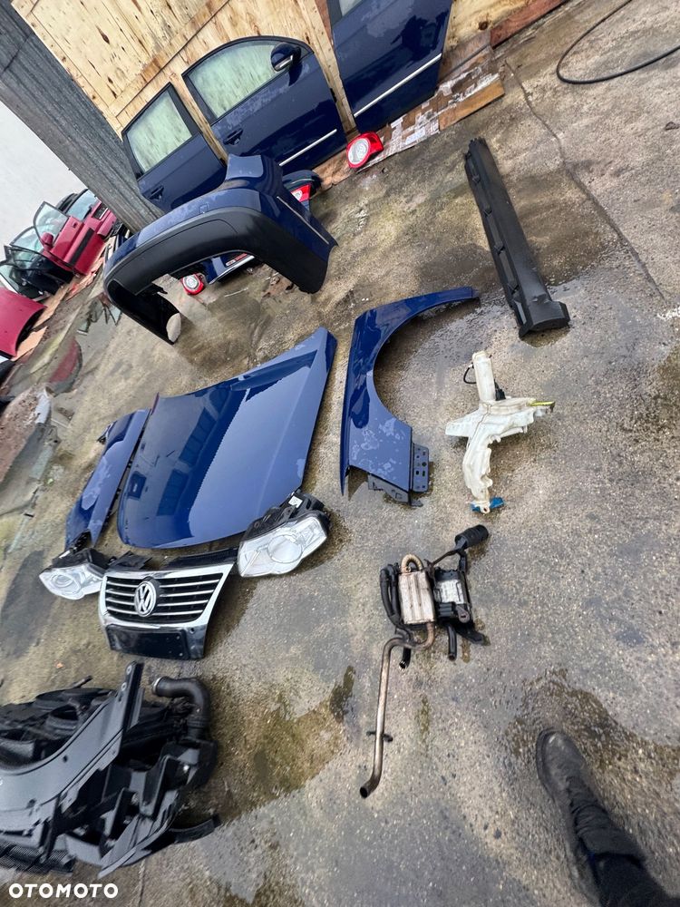 Vw Volkswagen Passat b6 La5e kod lakieru drzwi przednie tylne prawe lewe przód tył klapa tył tylnia klapa bagażnika lampy tył tylnie zderzak tył pdc błotnik prawy lewy zbiorniczek spryskiwaczy webasto 00018031232 / 9013859c pas przedni diesel grill lampy przód przednie maska próg zderzak przedni belka niebieski granatowy - 10