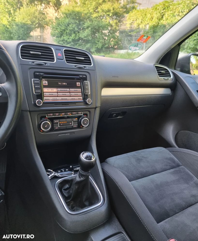 Volkswagen Golf 1.4 TSI Highline - 29