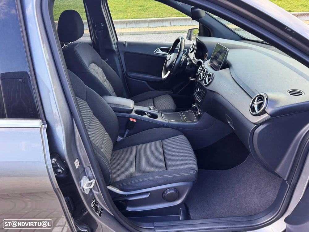 Mercedes-Benz B 250 e Electric Drive Urban - 8