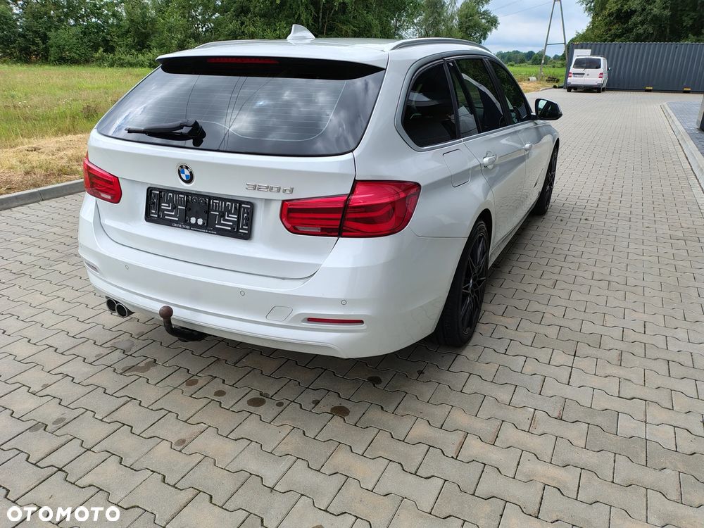 BMW Seria 3 320d Edition Luxury Line Purity - 3
