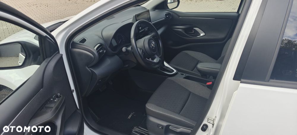 Toyota Yaris - 11