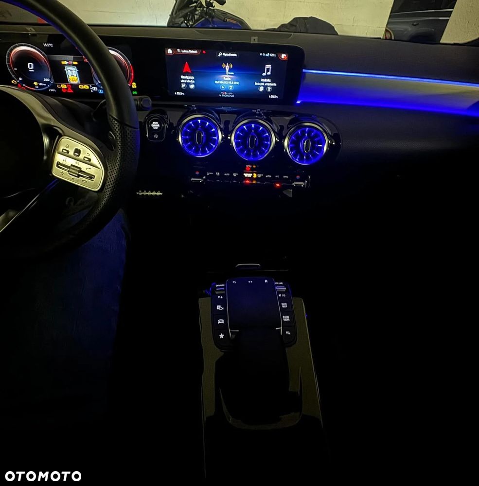 Mercedes-Benz CLA - 7