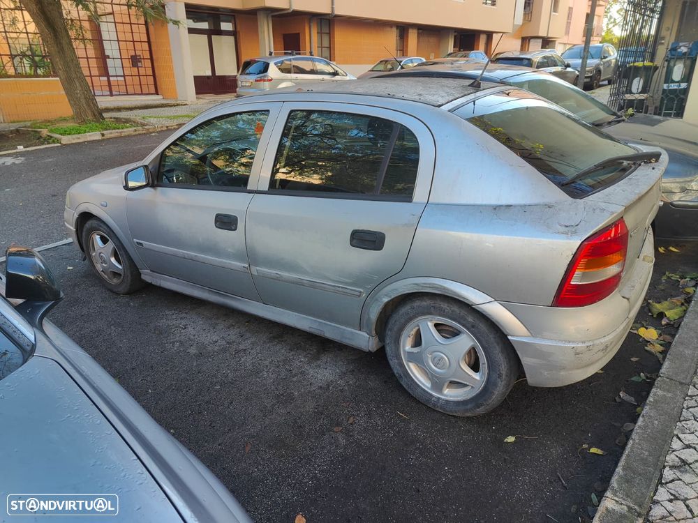 Opel Astra 1.2 Selection - 6