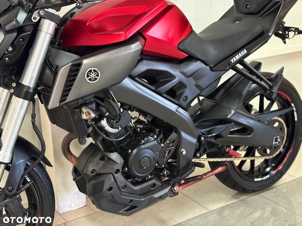 Yamaha MT - 8