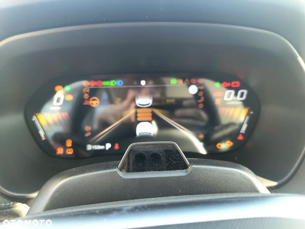 MG ZS Hybrid+ - 14