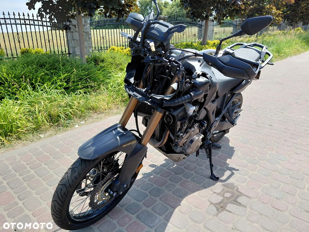 Honda CRF - 1
