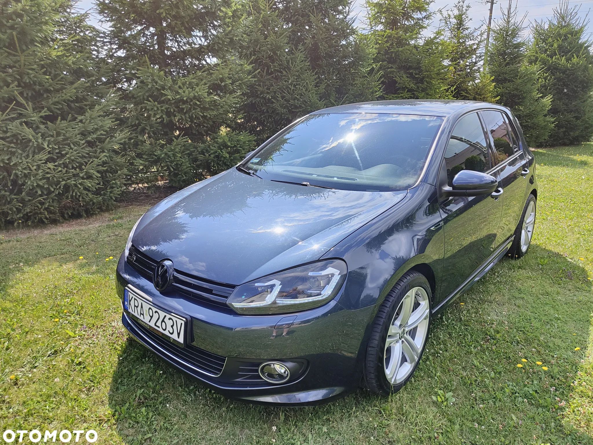 Volkswagen Golf - 1