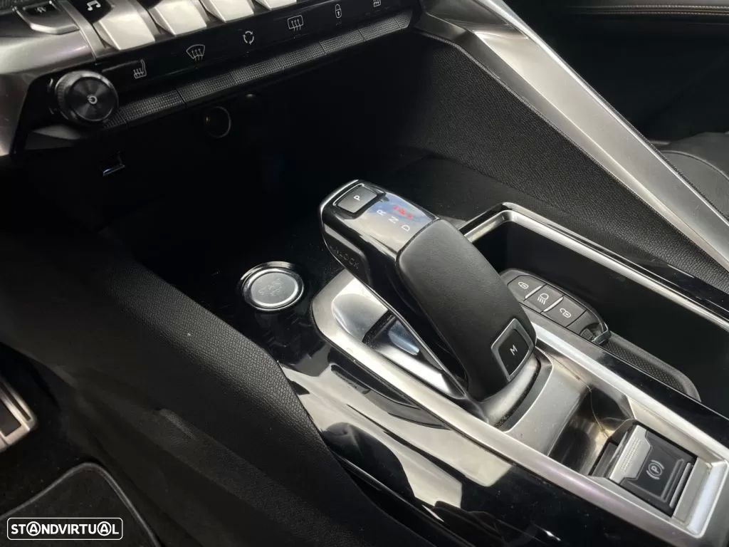 Peugeot 3008 1.5 BlueHDi GT Line EAT8 - 34