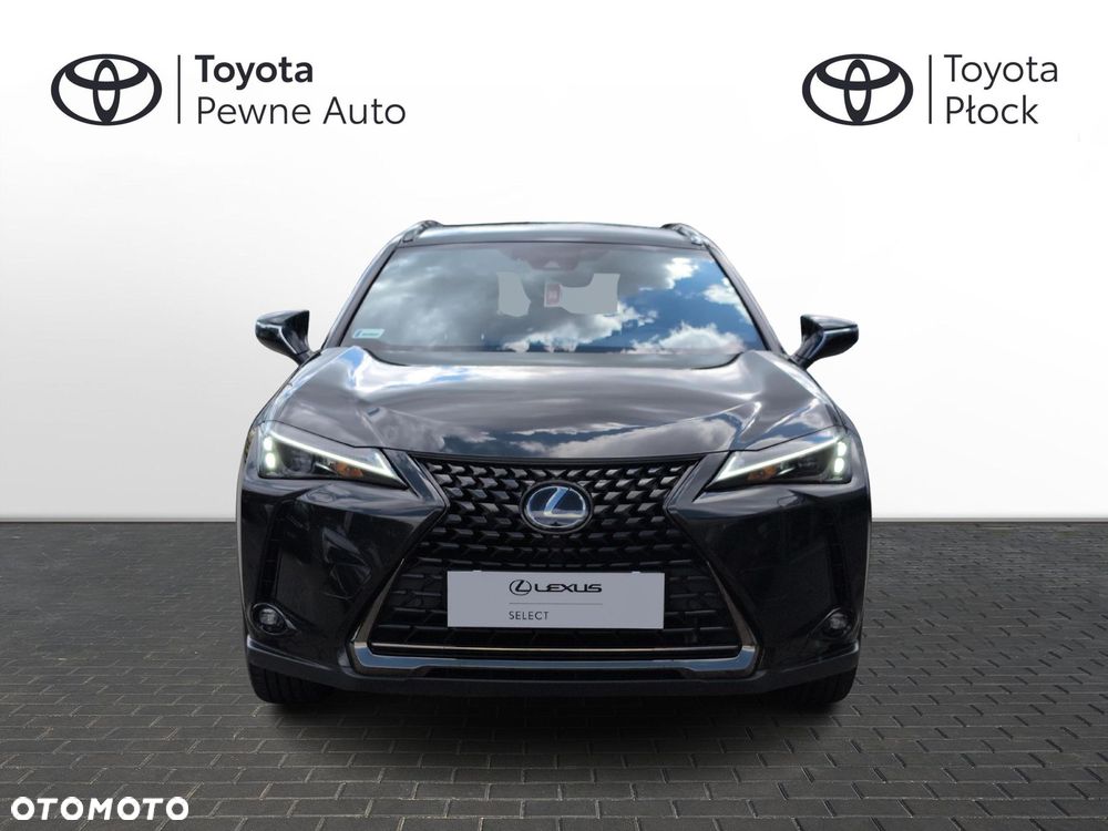 Lexus UX - 8