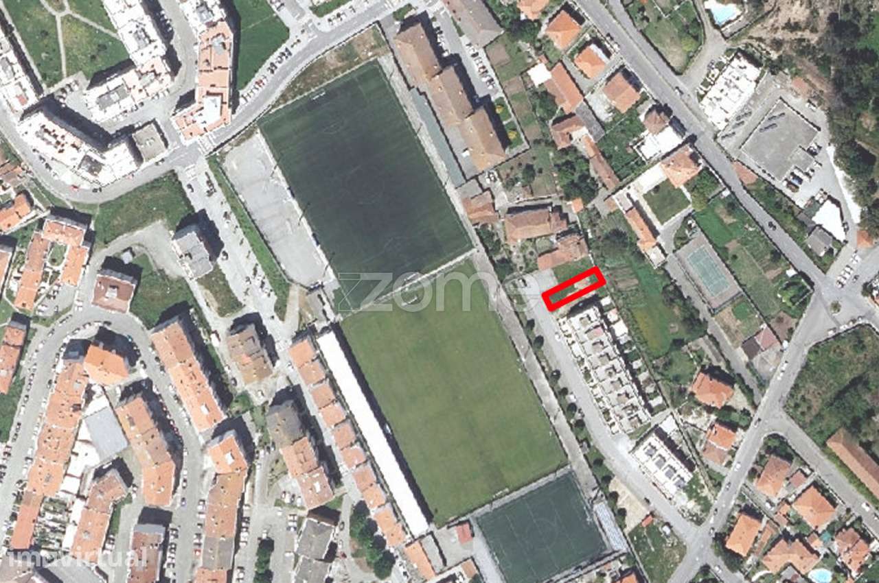 Lote de Gaveto para Construção com 202 m² – Monserrate