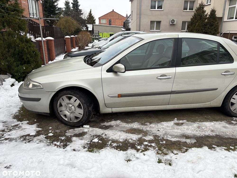 Renault Laguna 1.8 Privilege - 1