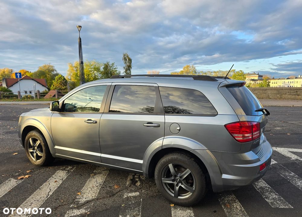 Dodge Journey - 4