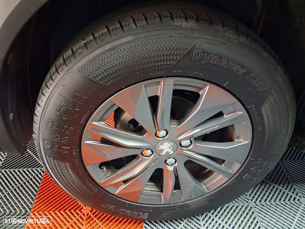 Peugeot 2008 1.2 PureTech Active Pack - 15