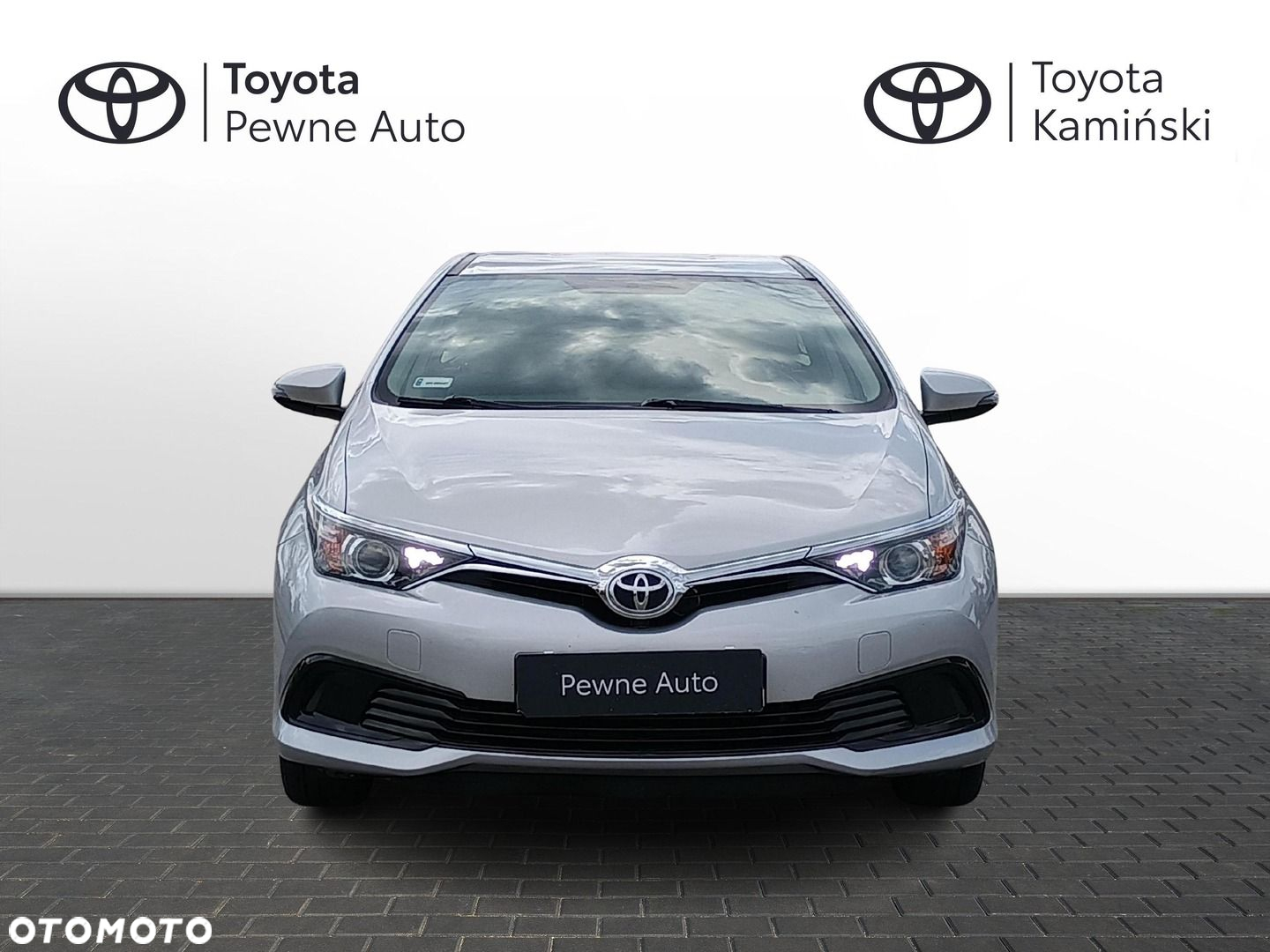 Toyota Auris - 8