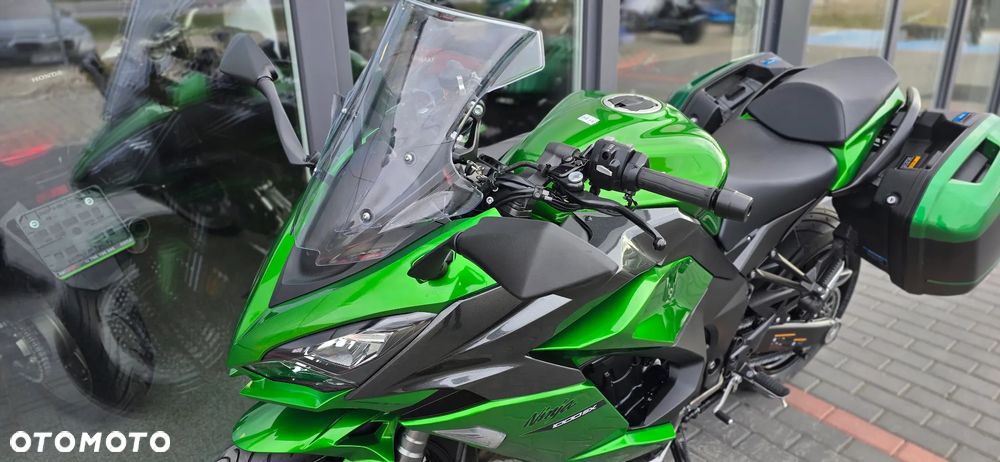 Kawasaki Ninja 1000 SX - 30