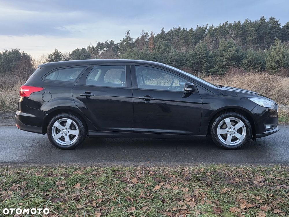 Ford Focus 1.6 SYNC Edition - 5