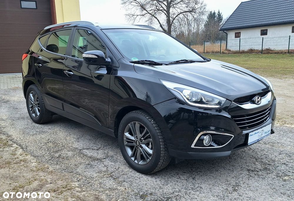 Hyundai ix35 1.6 2WD Fifa World Cup Edition - 12