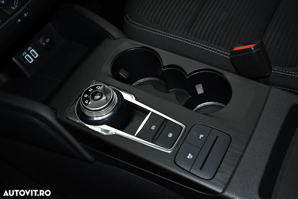 Ford Kuga 2.5 Duratec FHEV TITANIUM - 16