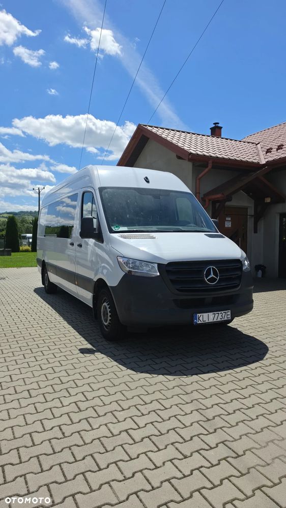 Mercedes-Benz Sprinter - 2