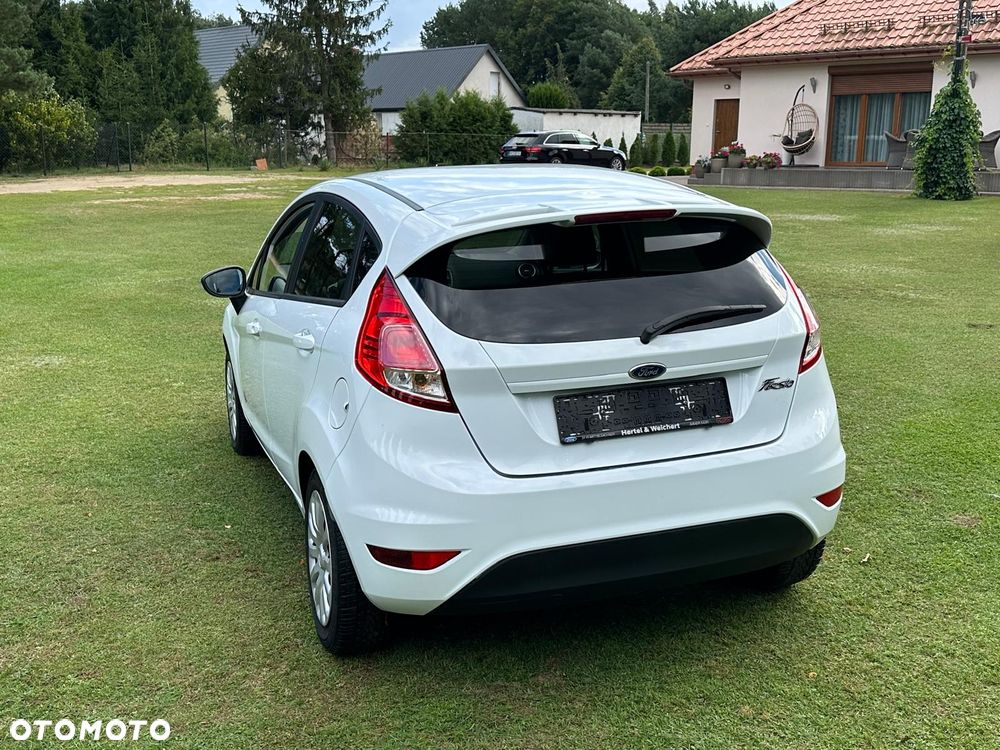 Ford Fiesta - 10