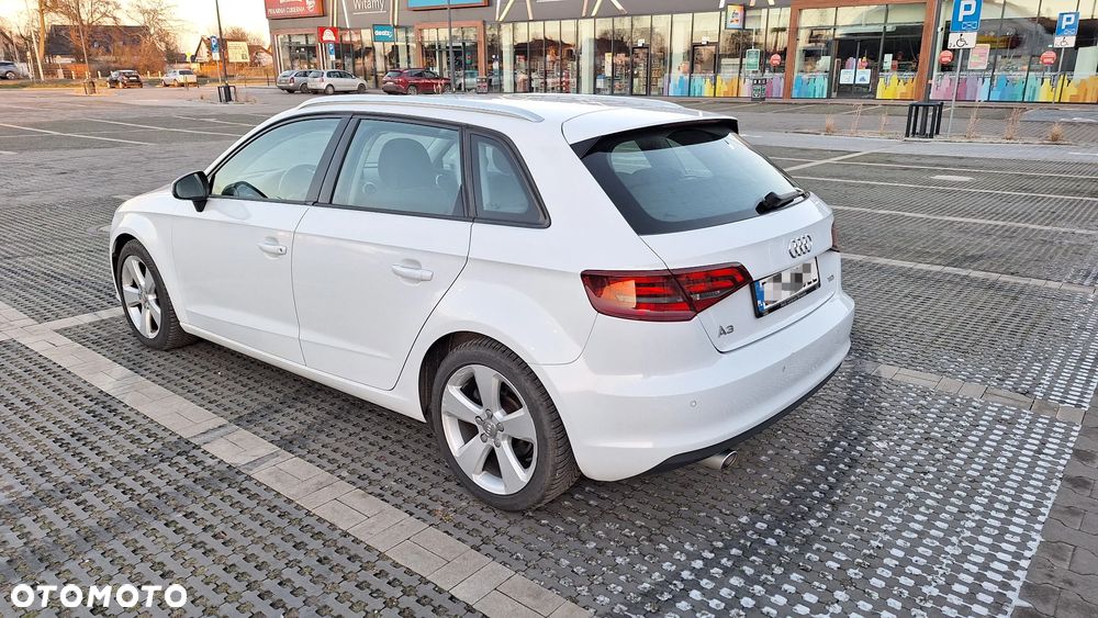 Audi A3 Sportback 1.6 TDI Attraction - 5