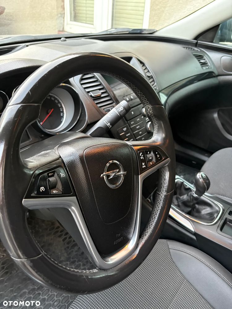 Opel Insignia 1.8 - 8