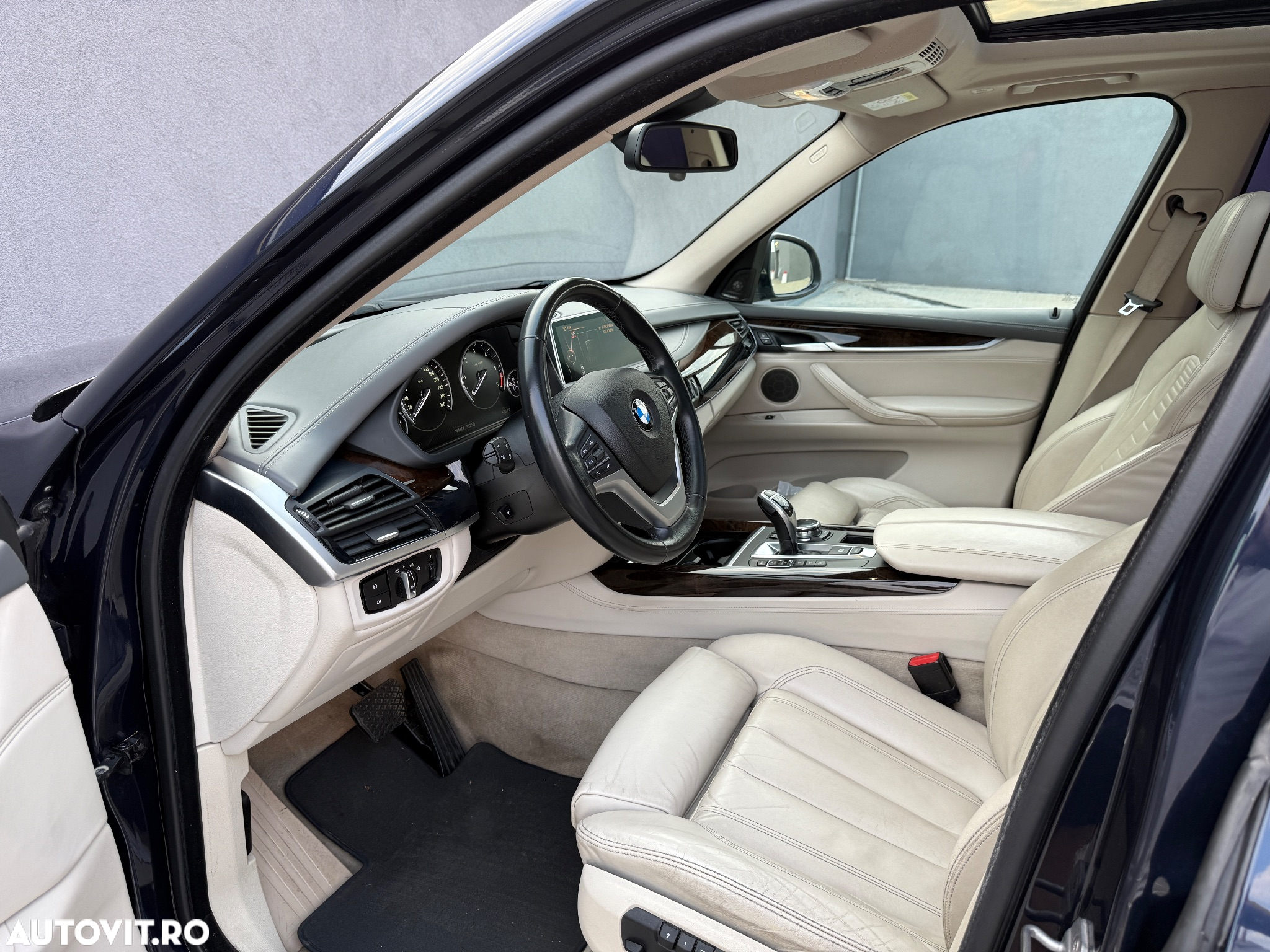 BMW X5 xDrive40d - 10