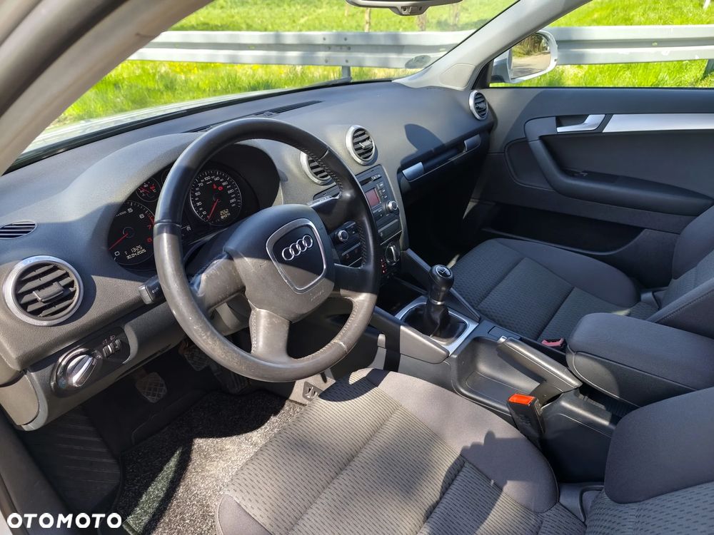 Audi A3 Sportback 1.4 TFSI Attraction - 6