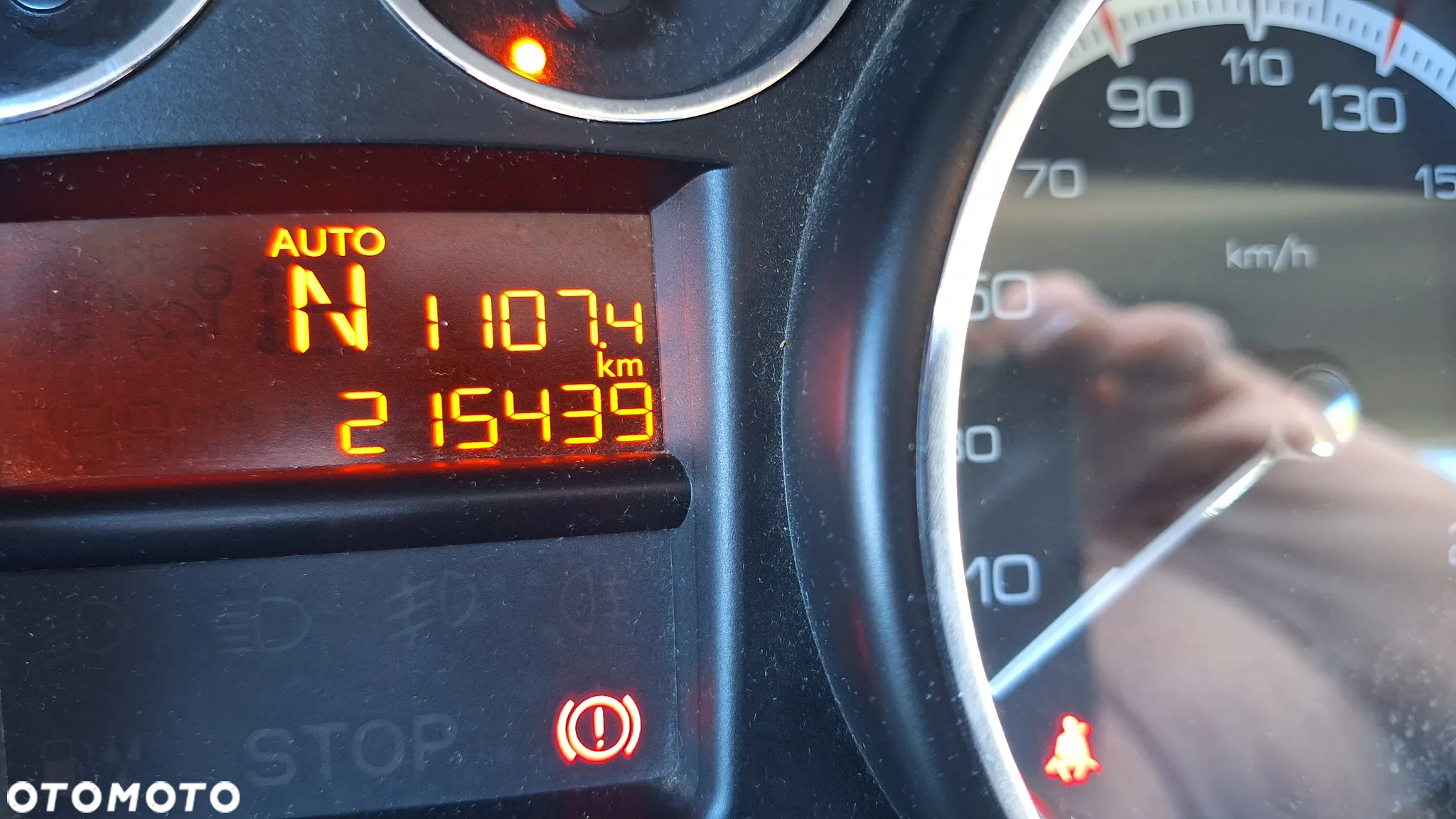 Peugeot 308 HDi FAP 110 EGS6 Platinum - 25