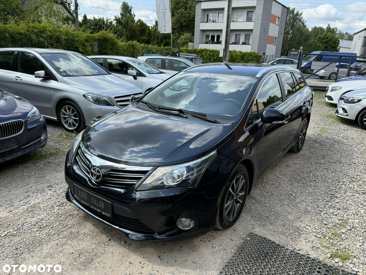 Toyota Avensis - 2