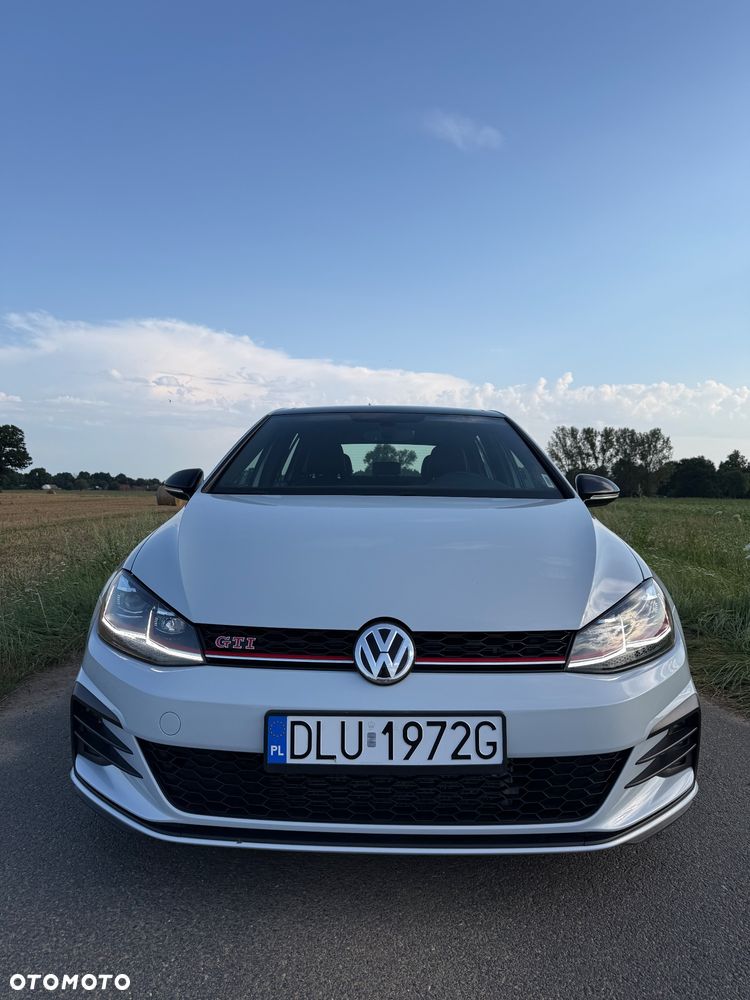 Volkswagen Golf 2.0 TSI GTI TCR DSG - 3